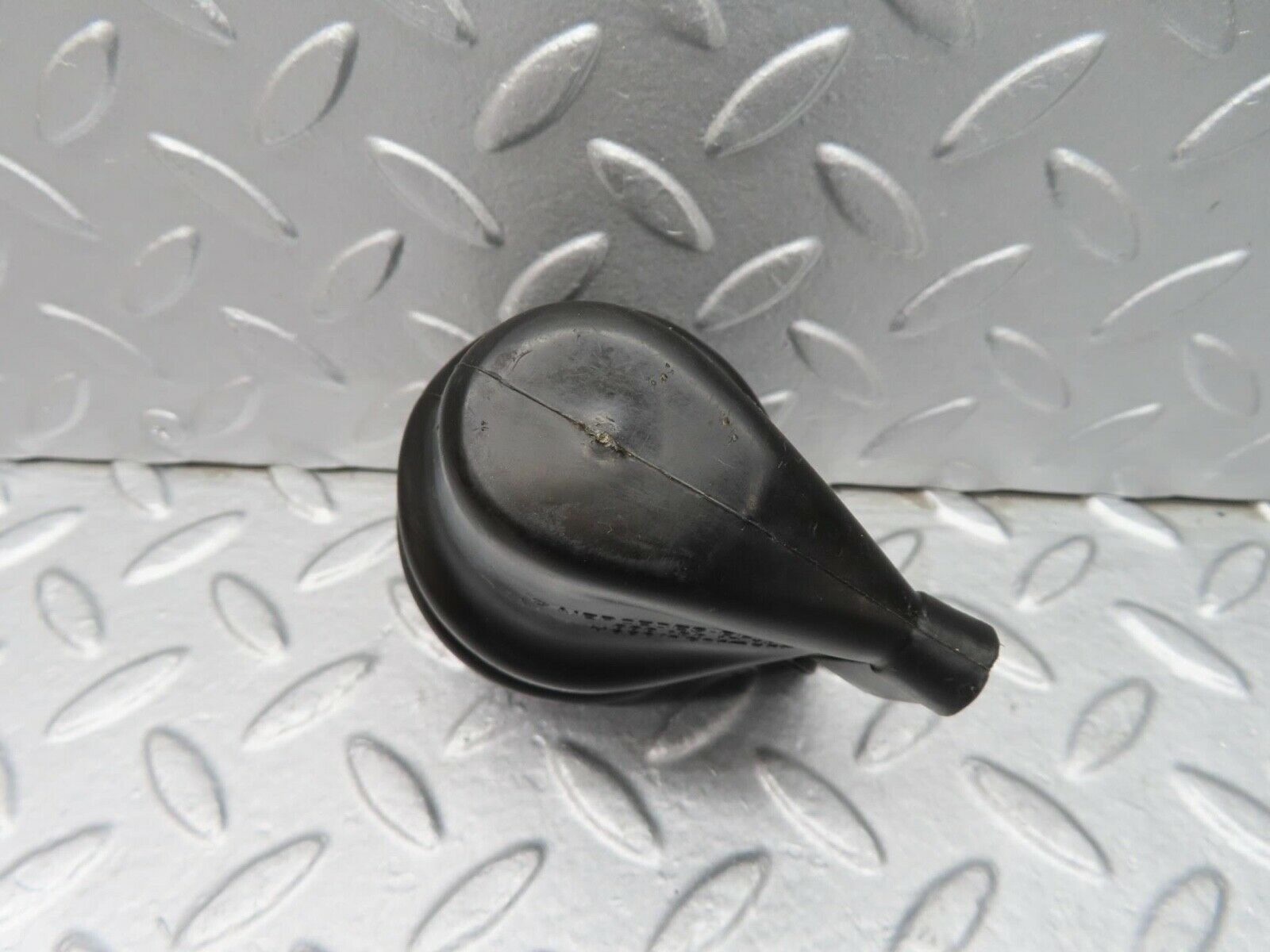 15962 Mercedes-Benz W123 280E Ignition Coil Protective Cap 0001581785