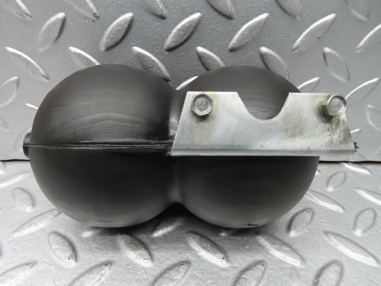 14581 Mercedes-Benz W201 190E Vacuum Reservoir Tank