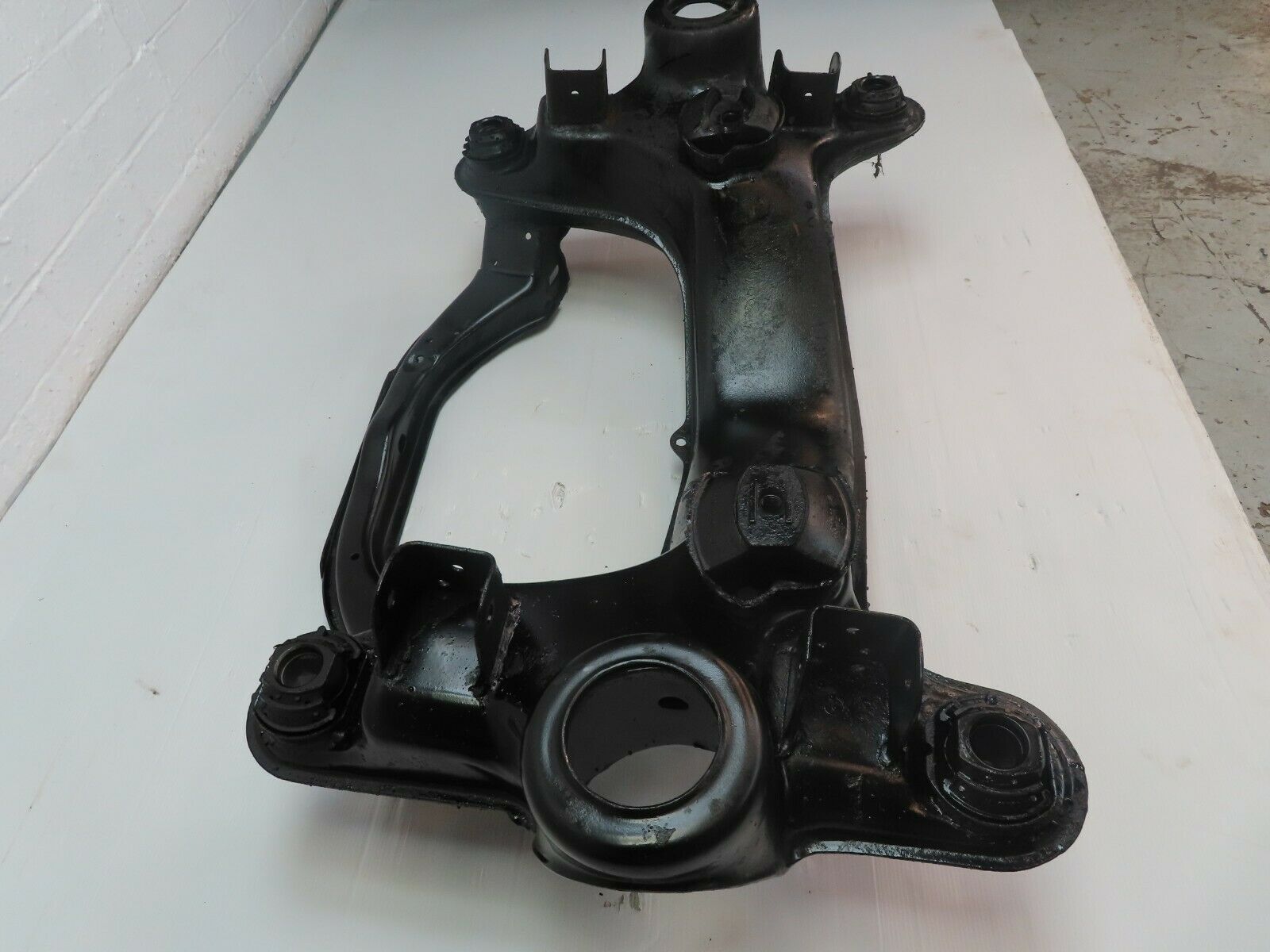 5514 Mercedes-Benz W114 280CE Front Subframe Engine Carrier Cradle