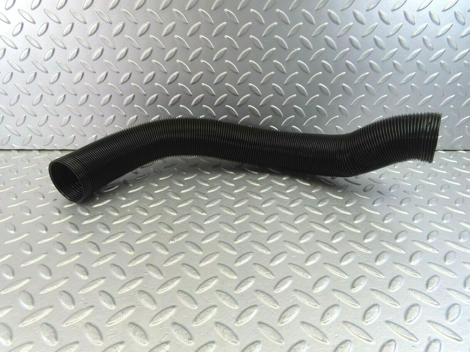 10049 Mercedes-Benz C123 230CE Coupe Air Duct Pipe Hose