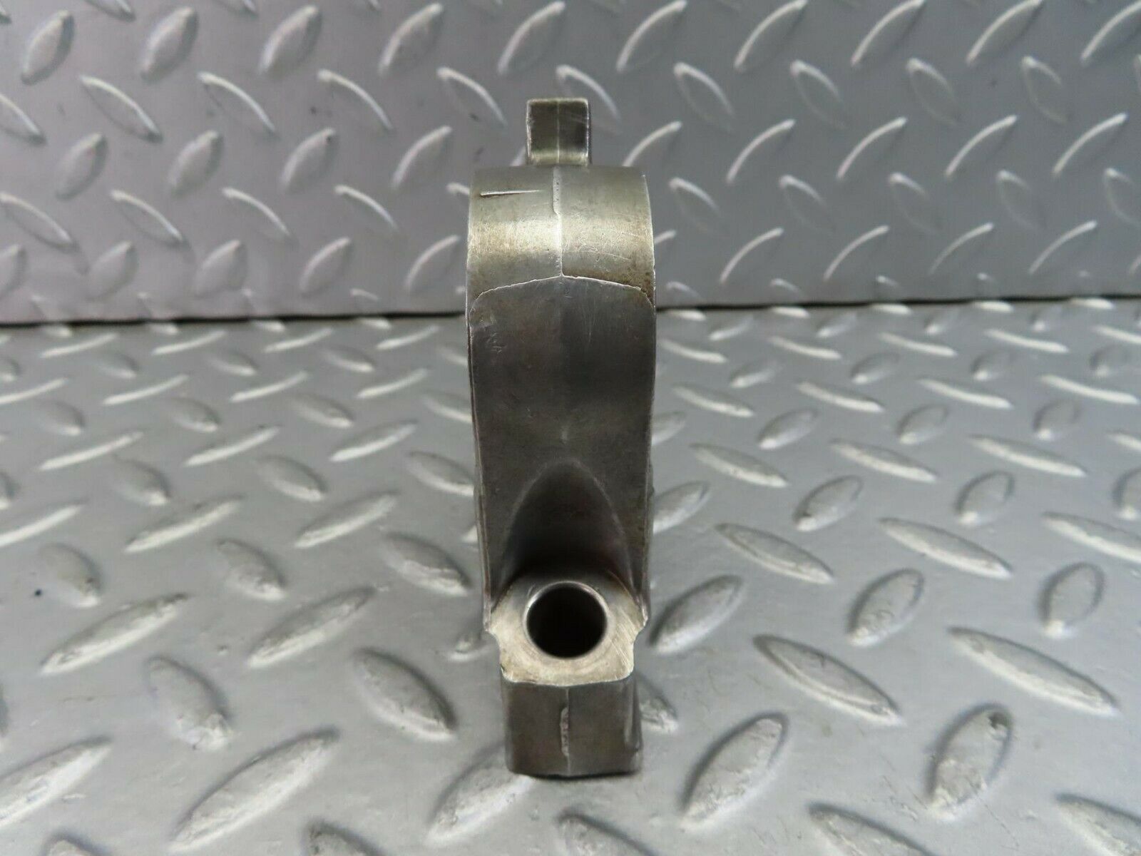 9124 Mercedes-Benz W116 Camshaft Tower Bearing 1160513310