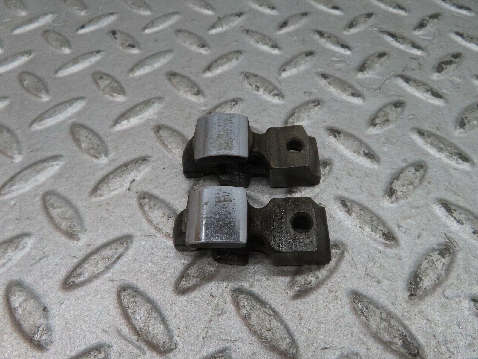 17862 Mercedes-Benz W116 450SEL Valve Rocker Arm