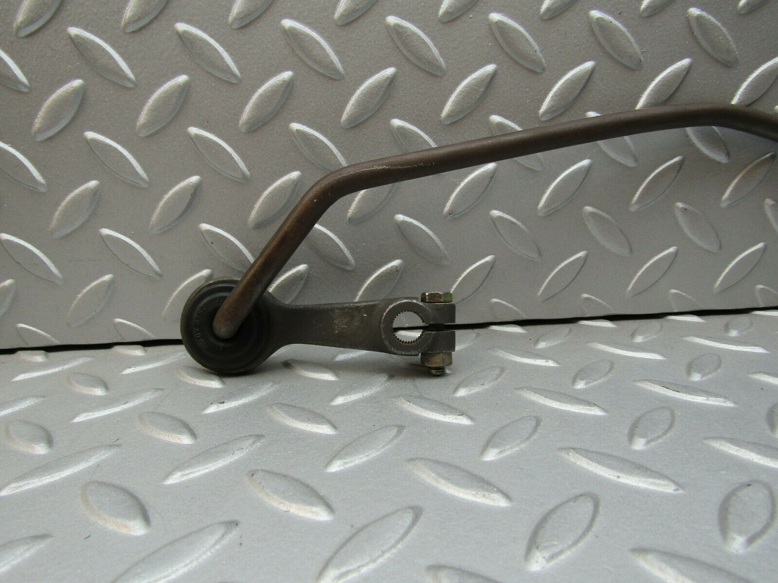 3293 Mercedes-Benz W115 220D Manual Gear Shift Linkage 3-4 0009920510