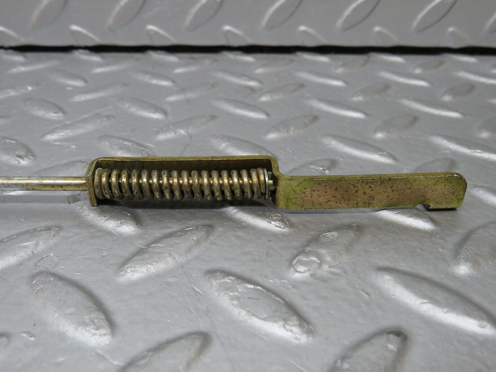 35756 Mercedes-Benz W108 Door Lock Control Bar