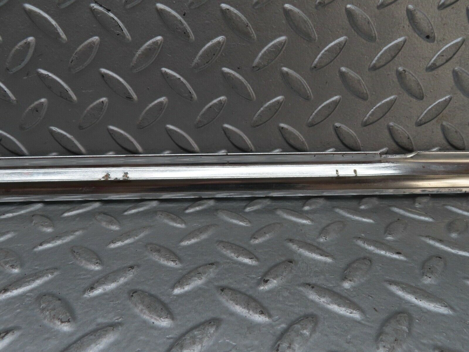 18798 Mercedes-Benz W116 Rear Right Door Chrome Moulding Trim