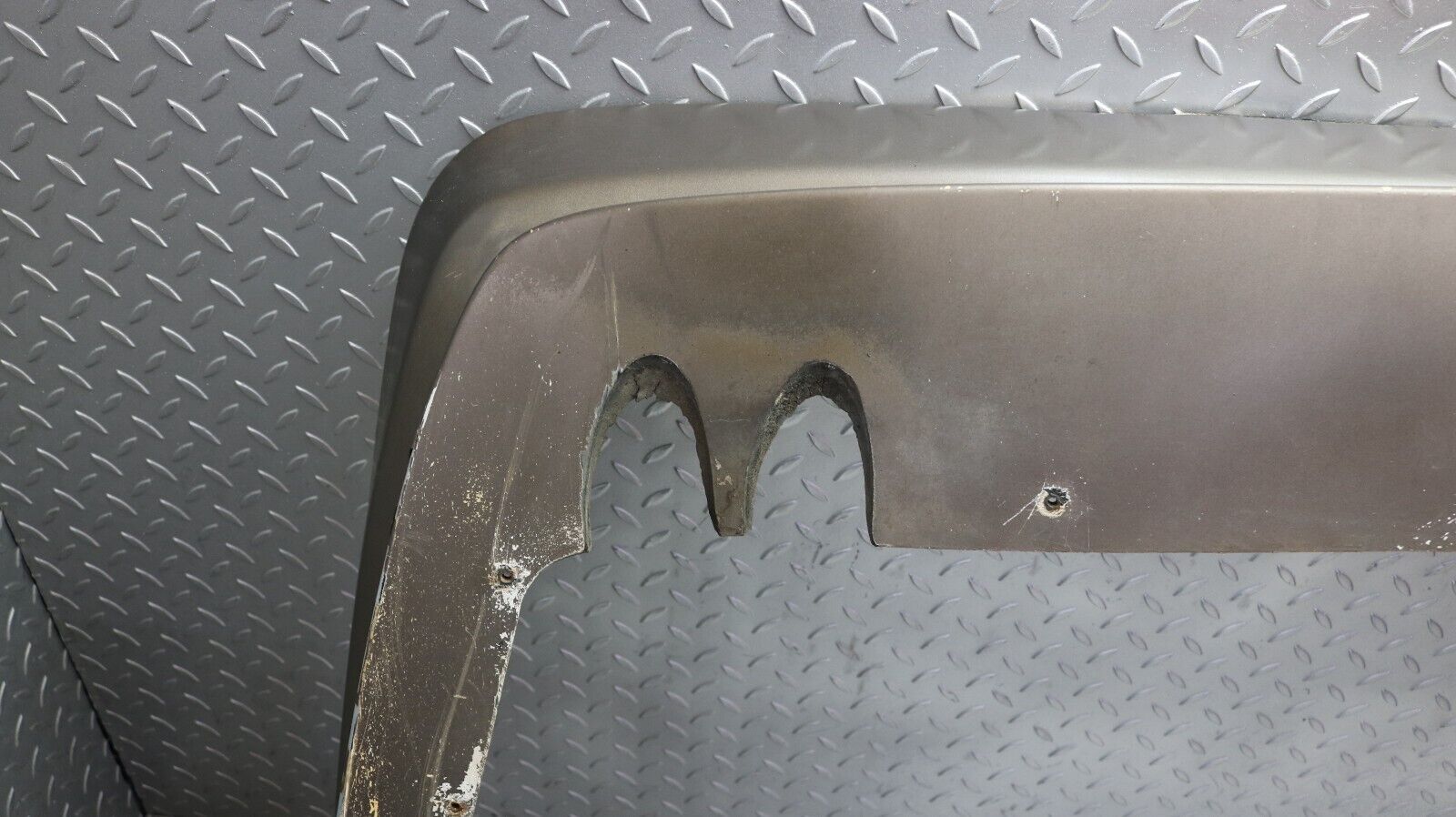 37255 Mercedes-Benz C126 420SEC Coupe Rear Bumper