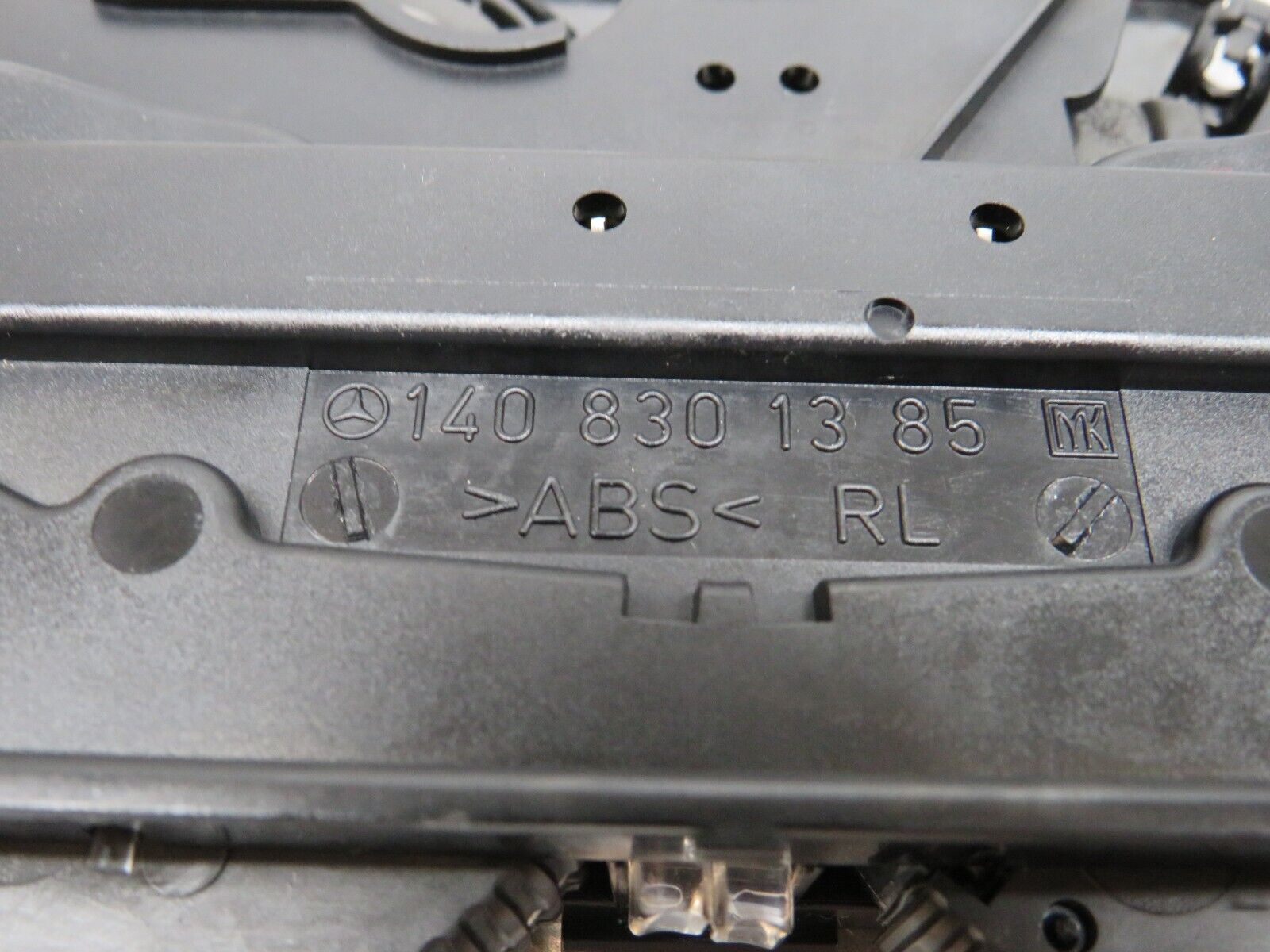 24809 Mercedes-Benz W140 S320 Air Vent Control Panel 1408301385