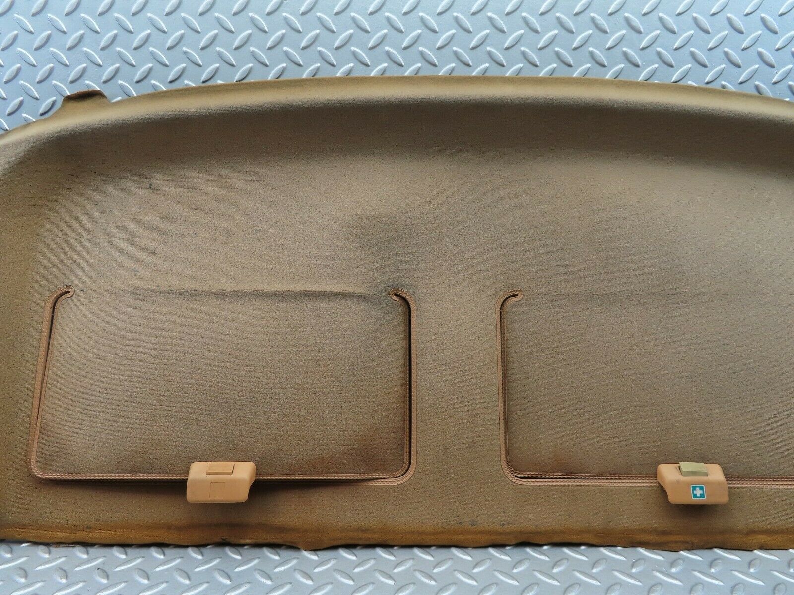 6326 Mercedes-Benz W126 380SE Rear Parcel Shelf