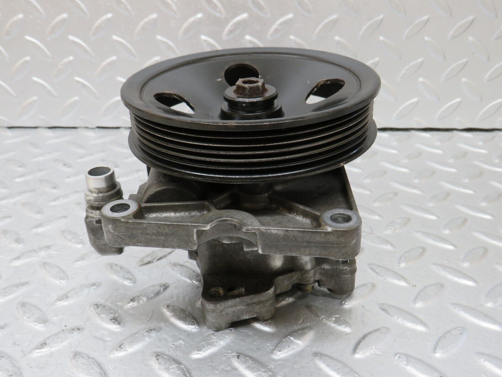 34946 Mercedes-Benz W210 320E Power Steering Pump Luk 0024662401