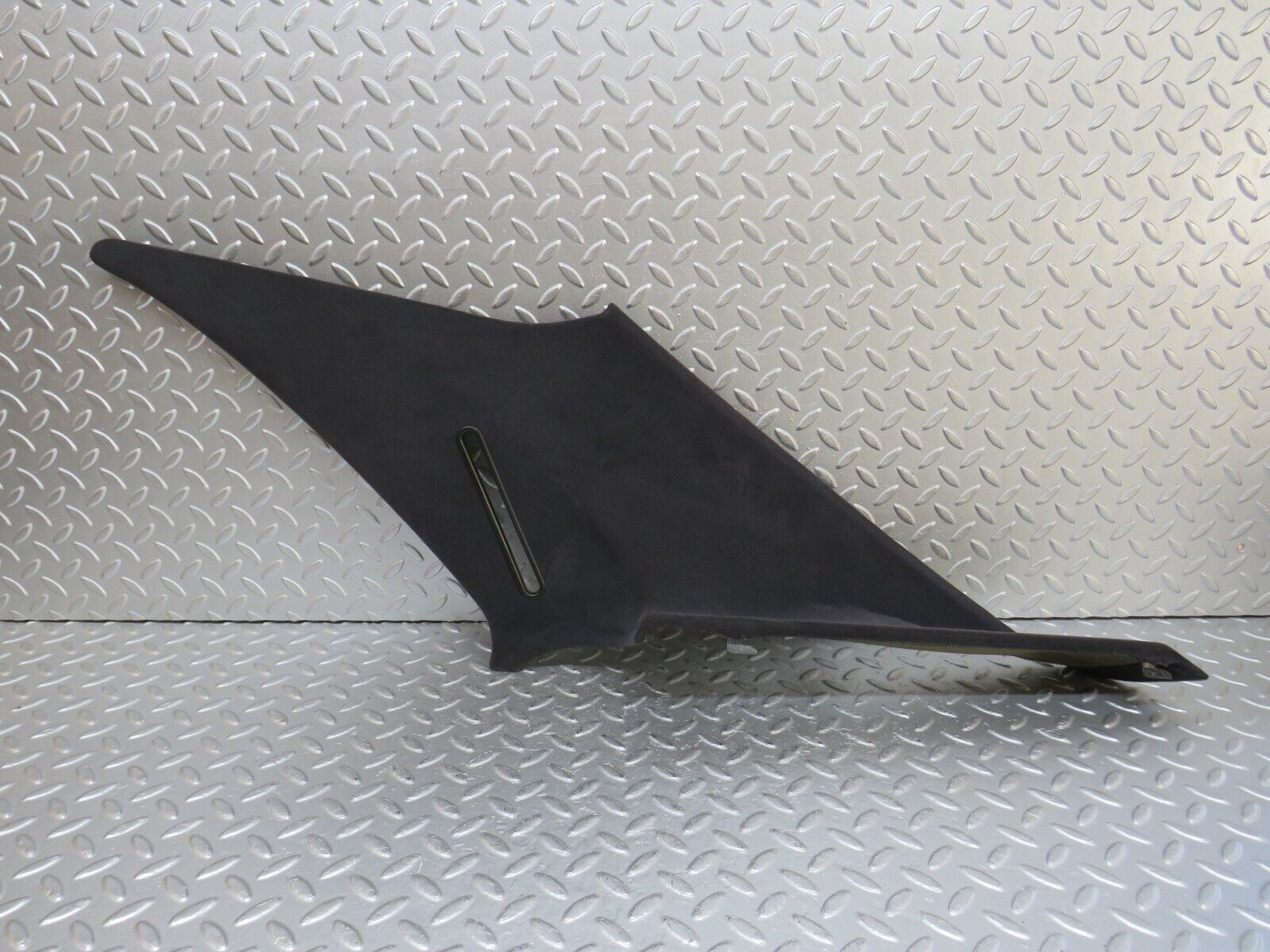 33221 Mercedes-Benz W202 C180 C Pillar Cover Panel Right Side Grey 2026950244