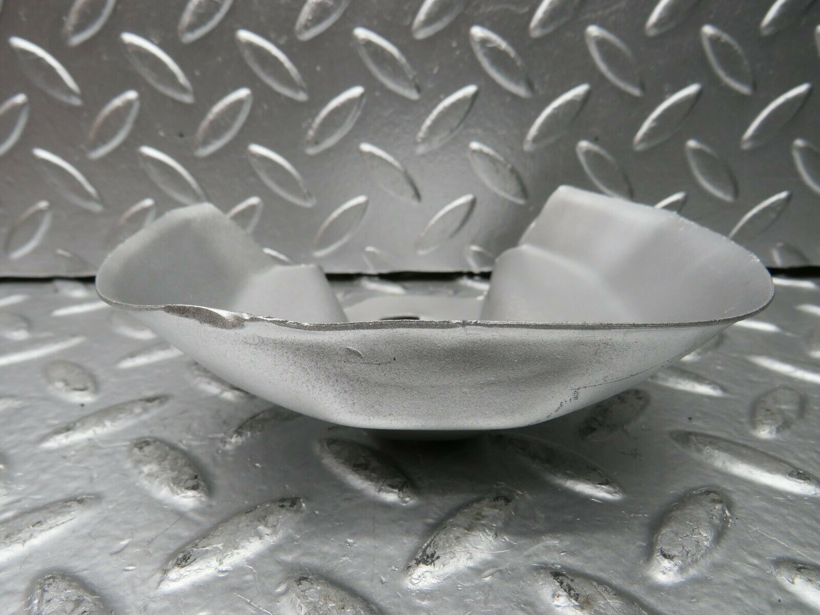 22901 Mercedes-Benz C107 450SLC Coupe Engine Mount Bracket Heat Shield Cover