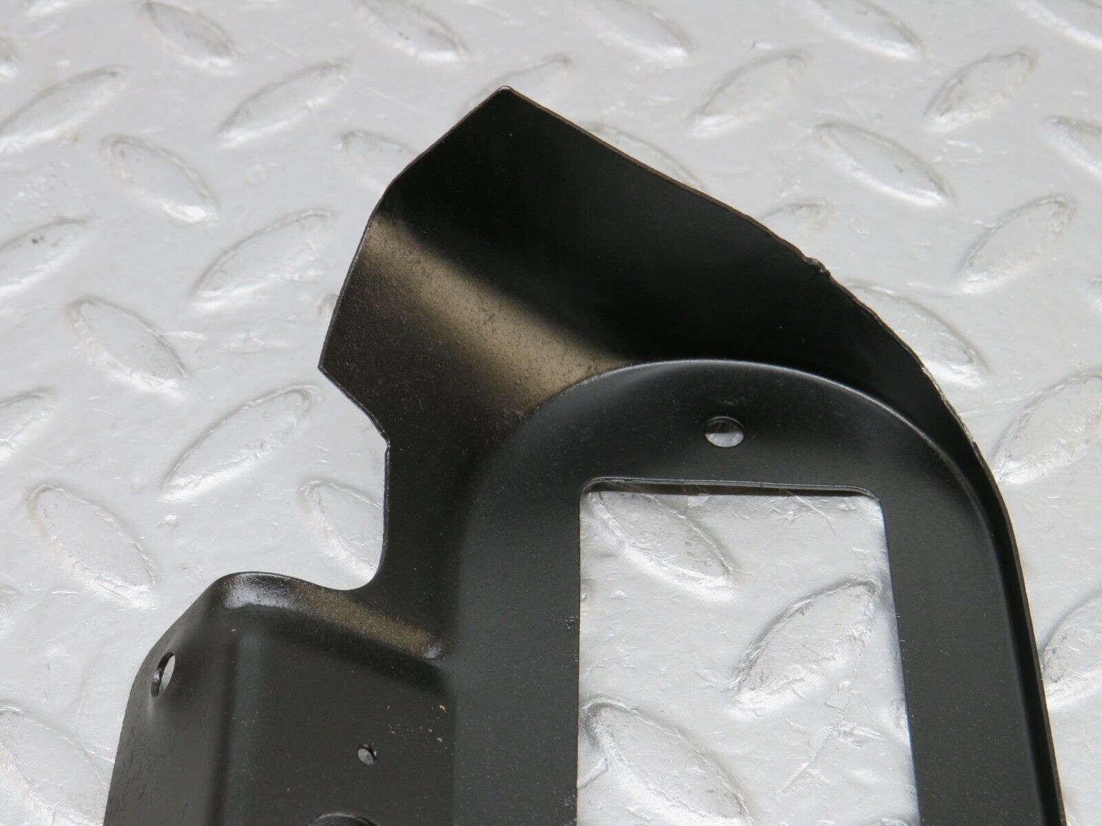 37557 Mercedes-Benz W109 300SEL Fuse Box Holder Bracket