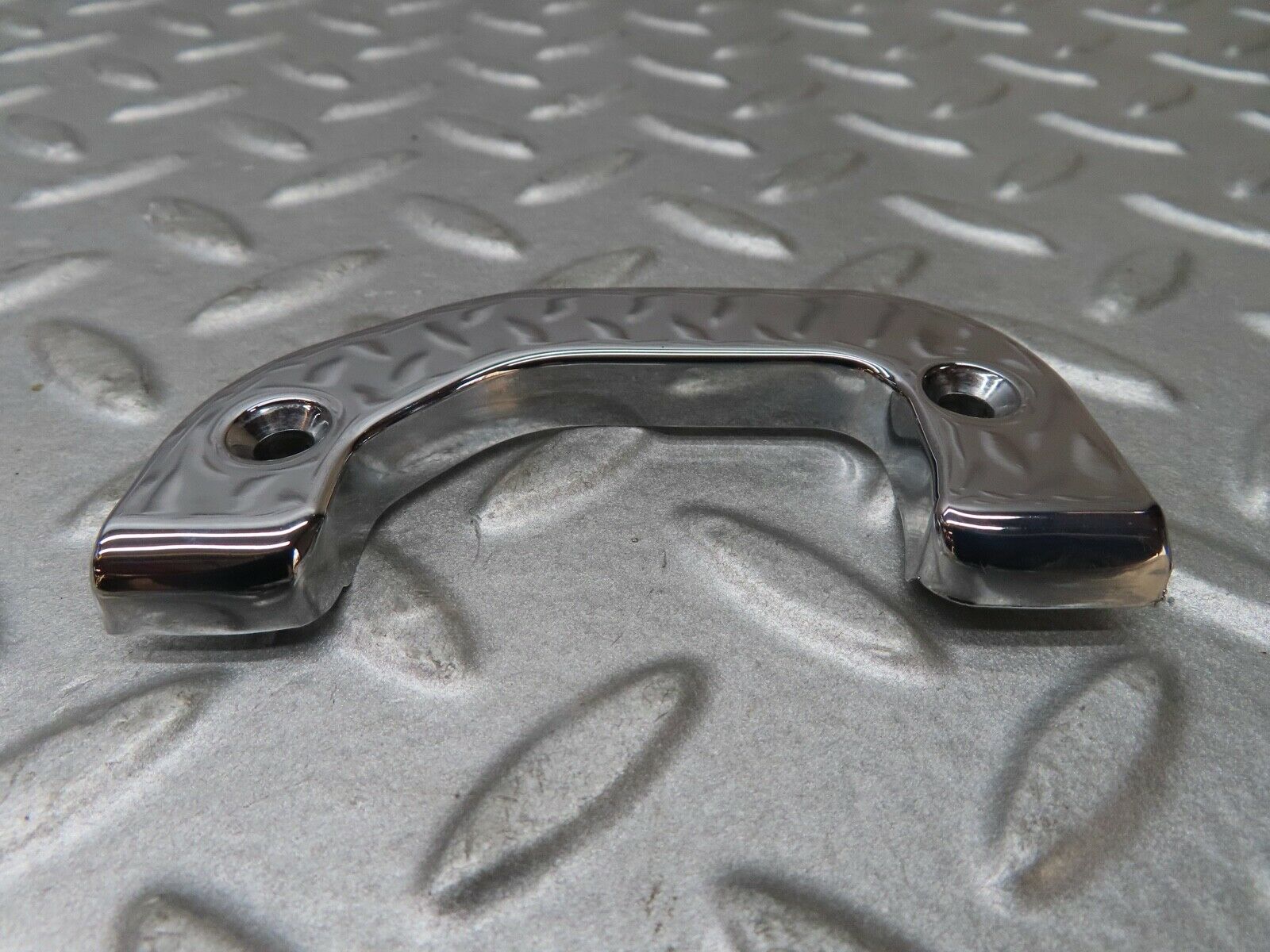 17547 Mercedes-Benz W116 450SEL Left Door Interior Chrome Latch Trim