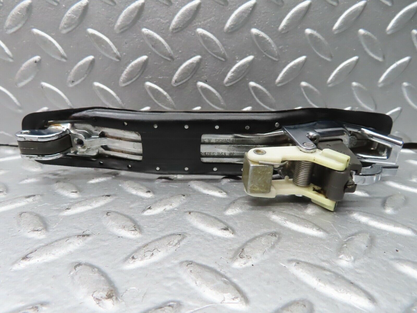 21541 Mercedes-Benz W126 300SE Rear Exterior Door Handle 1267608159