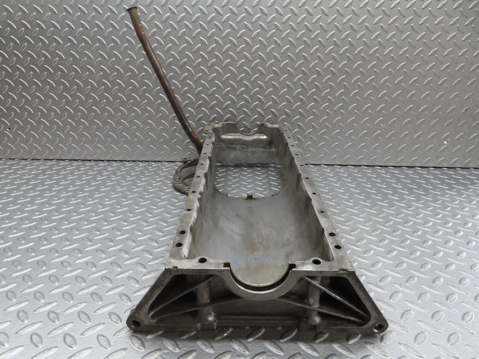 18472 Mercedes-Benz W111 220SE Coupe Oil Pan Oil Sump 1800142302