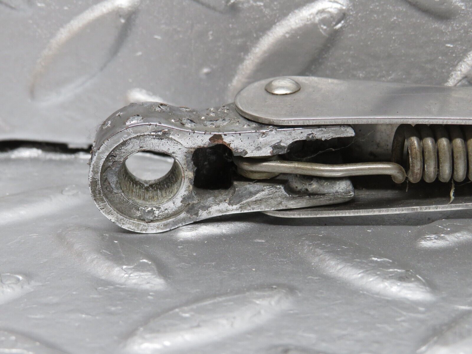 40373 Mercedes-Benz W110 230 Windscreen Wiper Arm Left Side