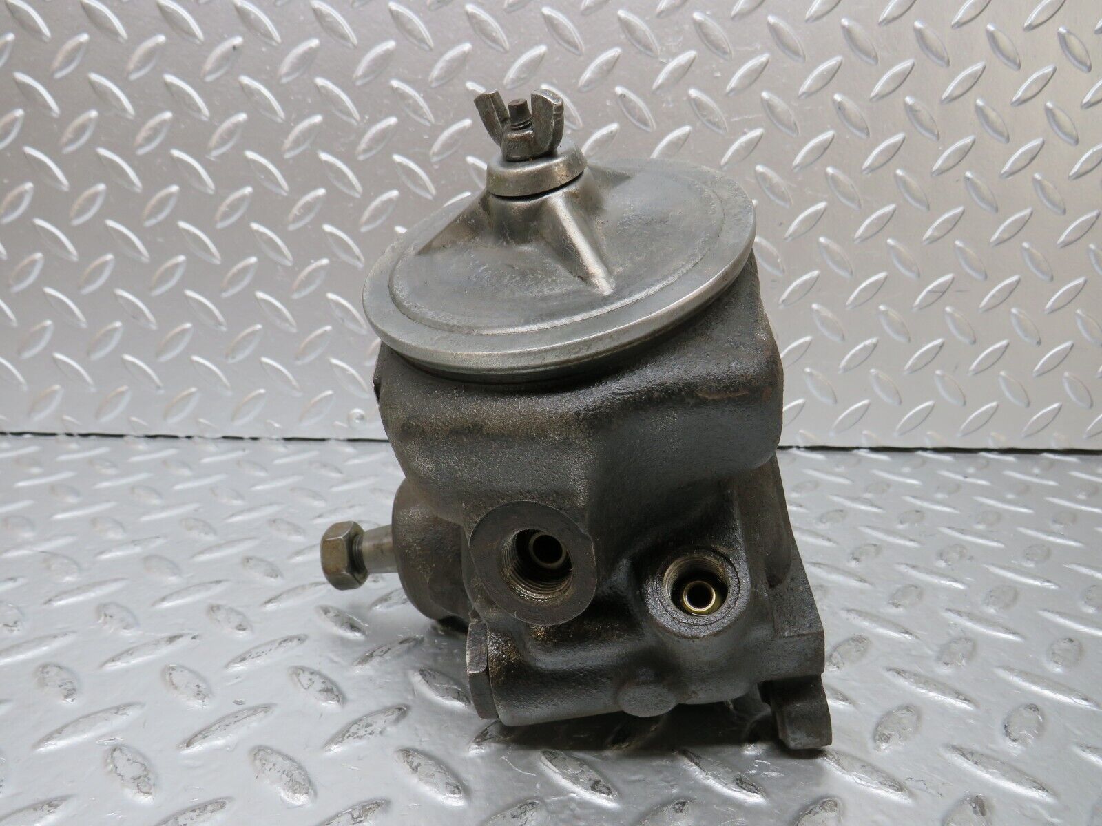 26287 Mercedes-Benz W116 450SE Power Steering Pump 1164601780