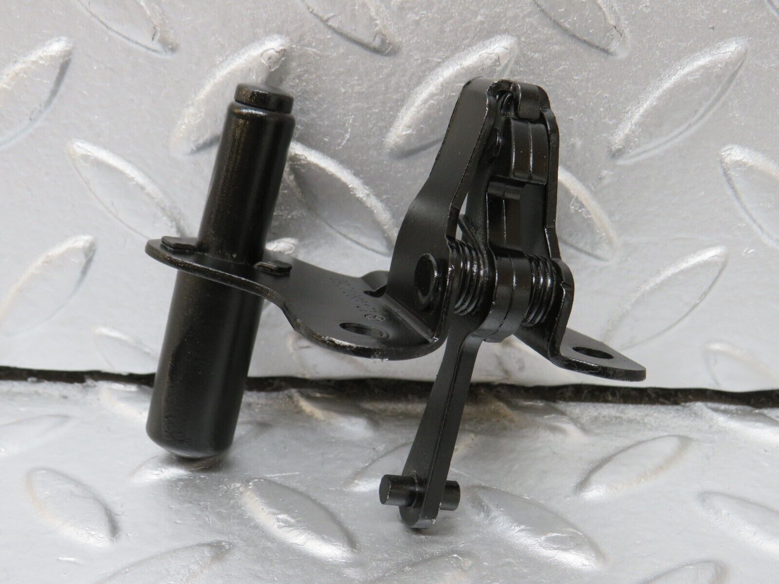 34676 Mercedes-Benz W124 260E Bonnet Lock Catch 1248800260