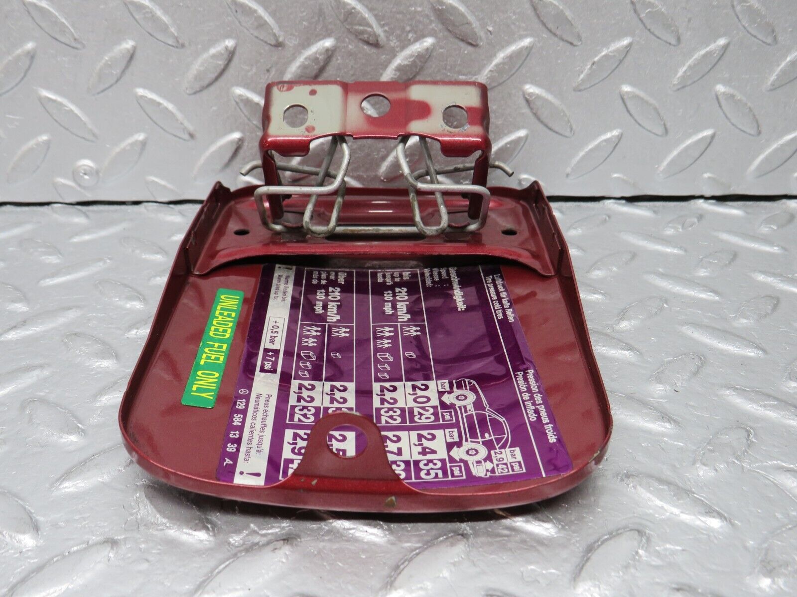 38245 Mercedes-Benz R129 280SL Coupe Fuel Tank Flap Cap 1295841339