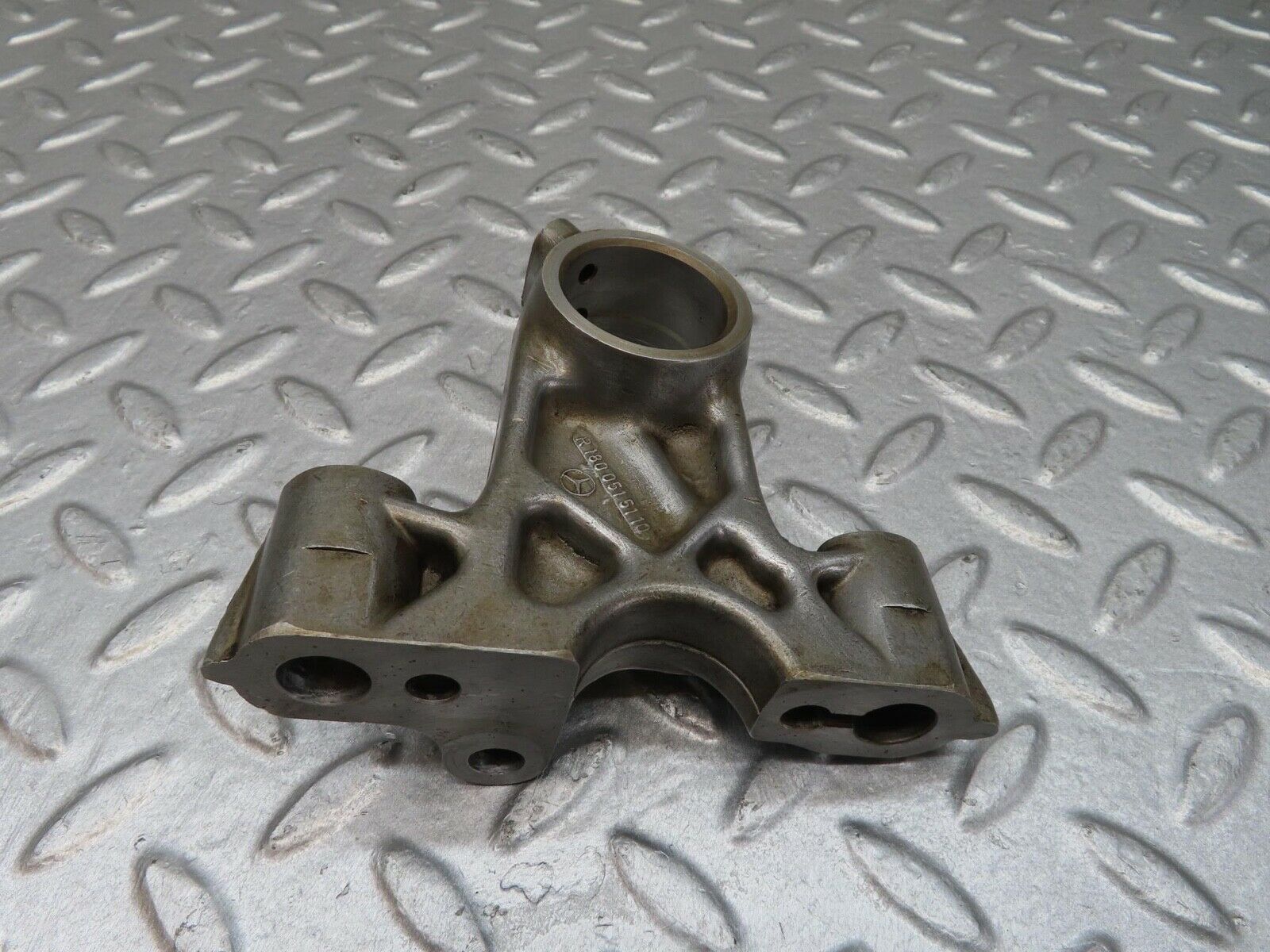 12878 Mercedes-Benz W111 220SE Camshaft Tower Bearing 1800515110