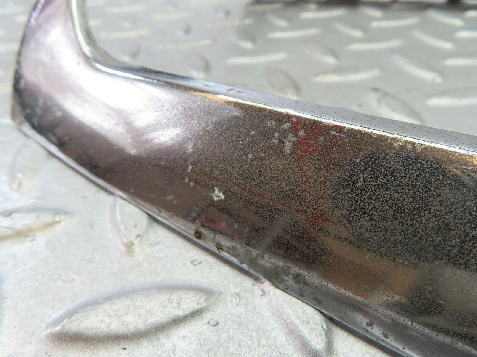 8116 Mercedes-Benz W108 Headlight Chrome Frame