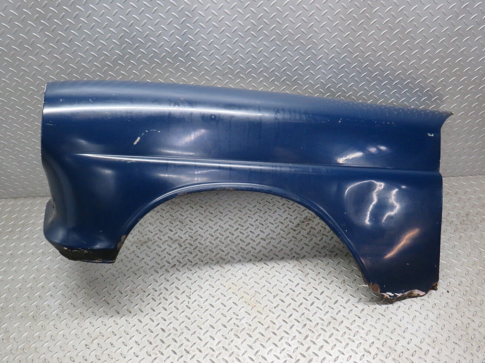 40525 Mercedes-Benz W110 230 Front Left Wing Fender Panel