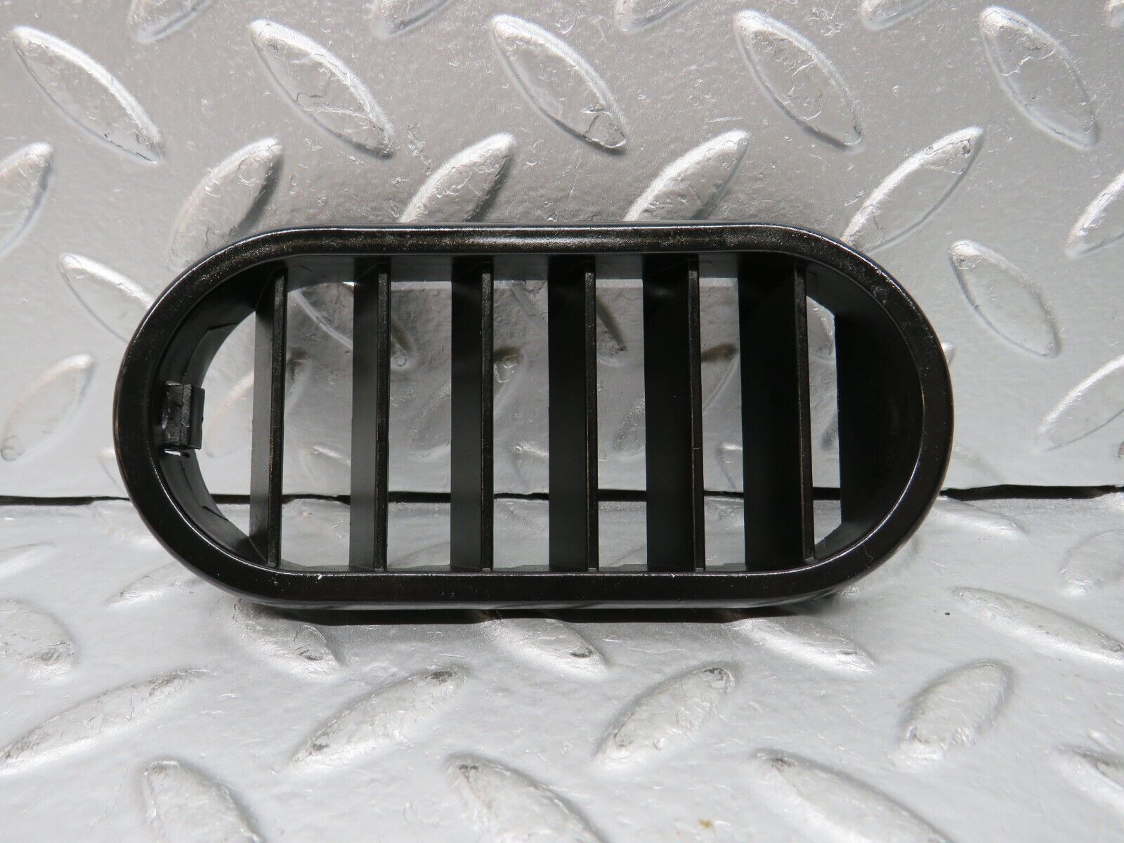 30054 Porsche 924 Door Air Vent Grill 477819175