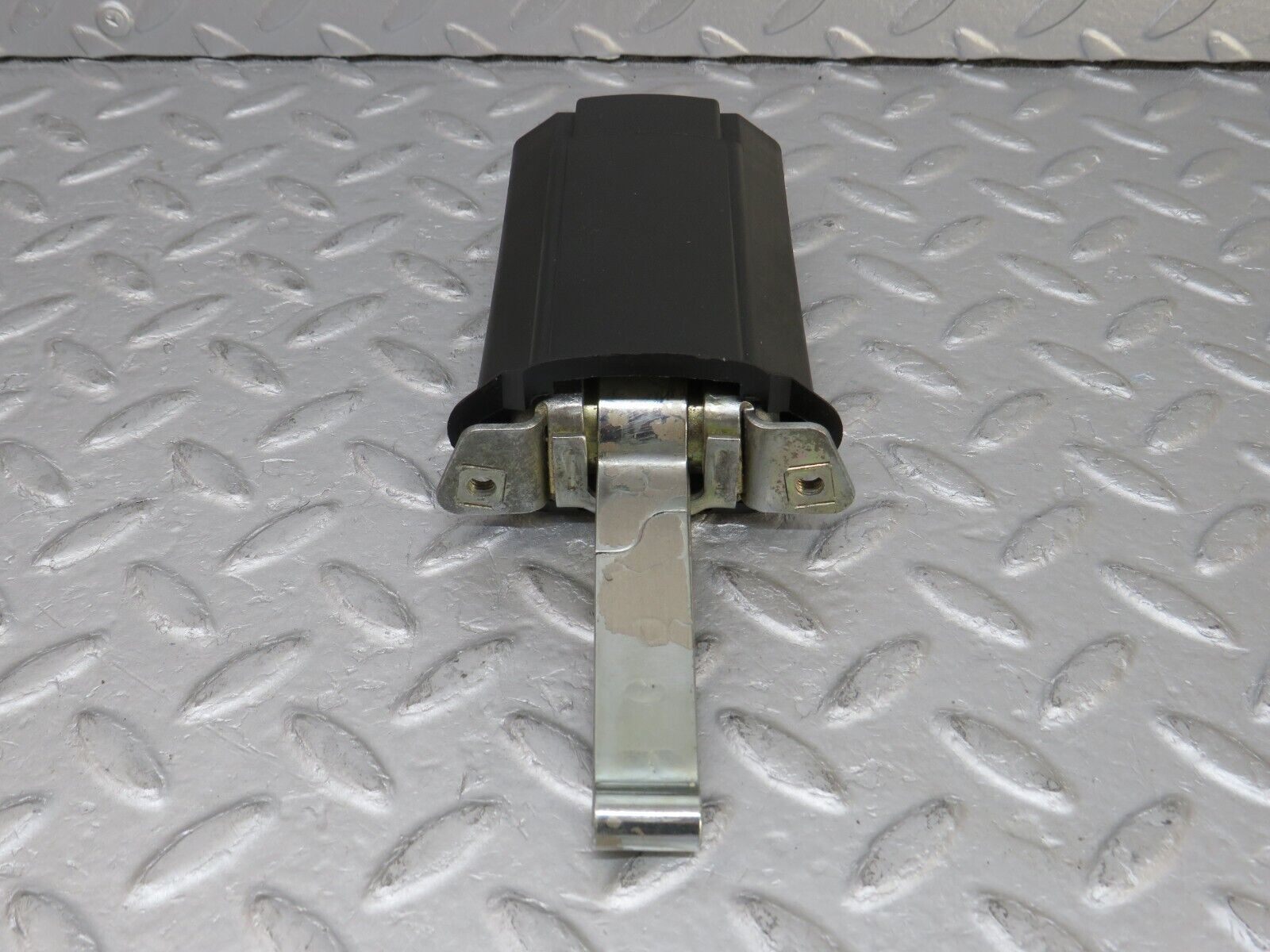 36636 Mercedes-Benz W201 190E 2.0L Door Safety Check Strap