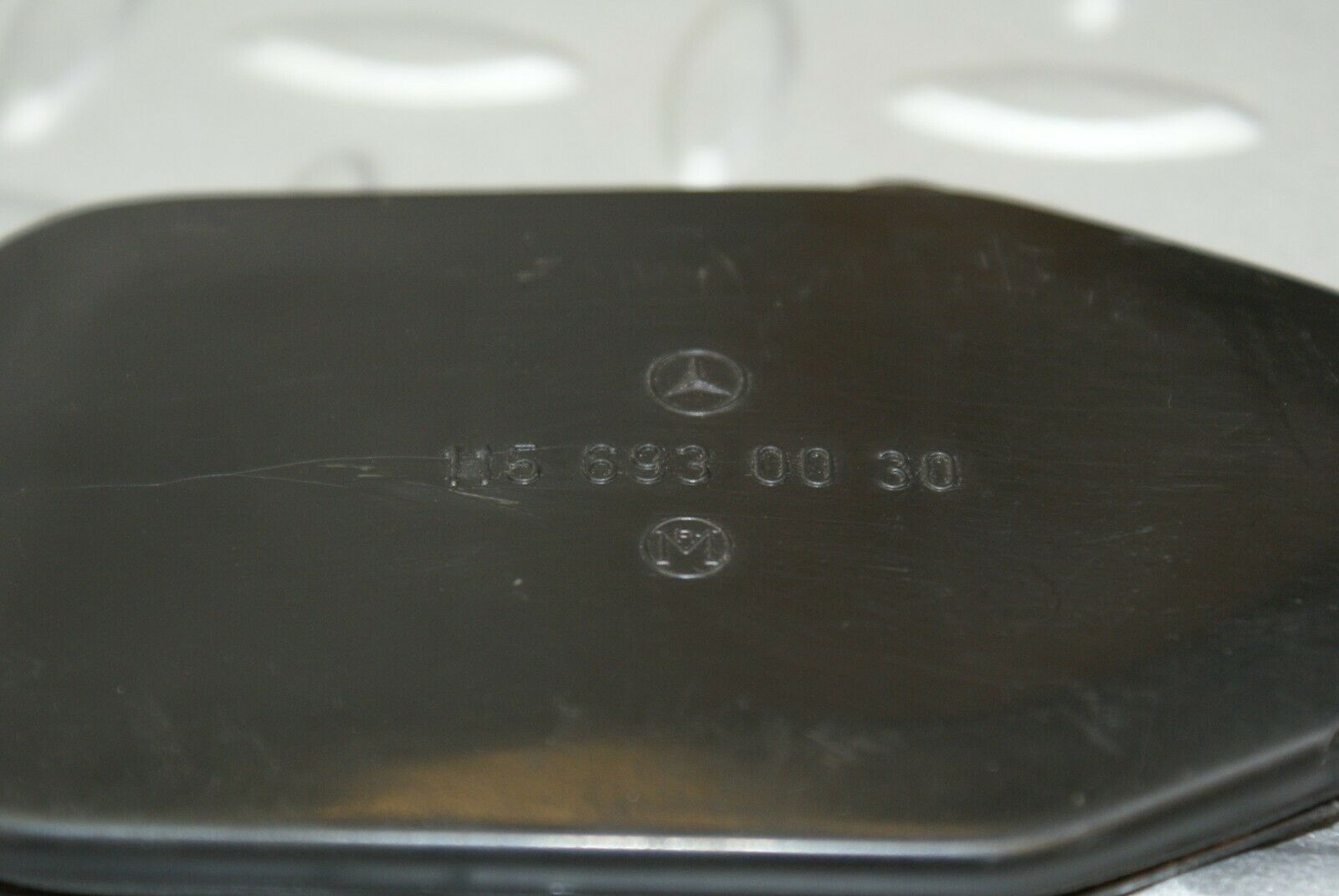 3033 Mercedes-Benz C123 280CE Coupe Boot Trunk Access Cover Panel 1156930030