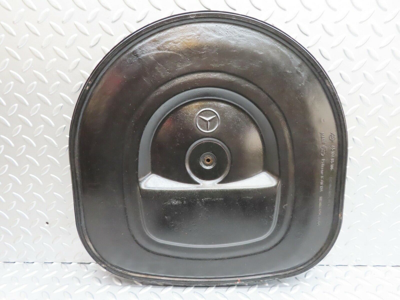 14190 Mercedes-Benz W116 350SE Air Filter Box Housing 0080948902