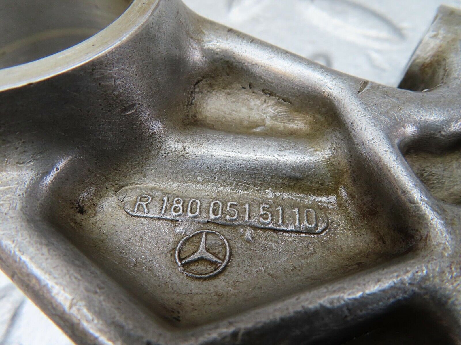 12878 Mercedes-Benz W111 220SE Camshaft Tower Bearing 1800515110