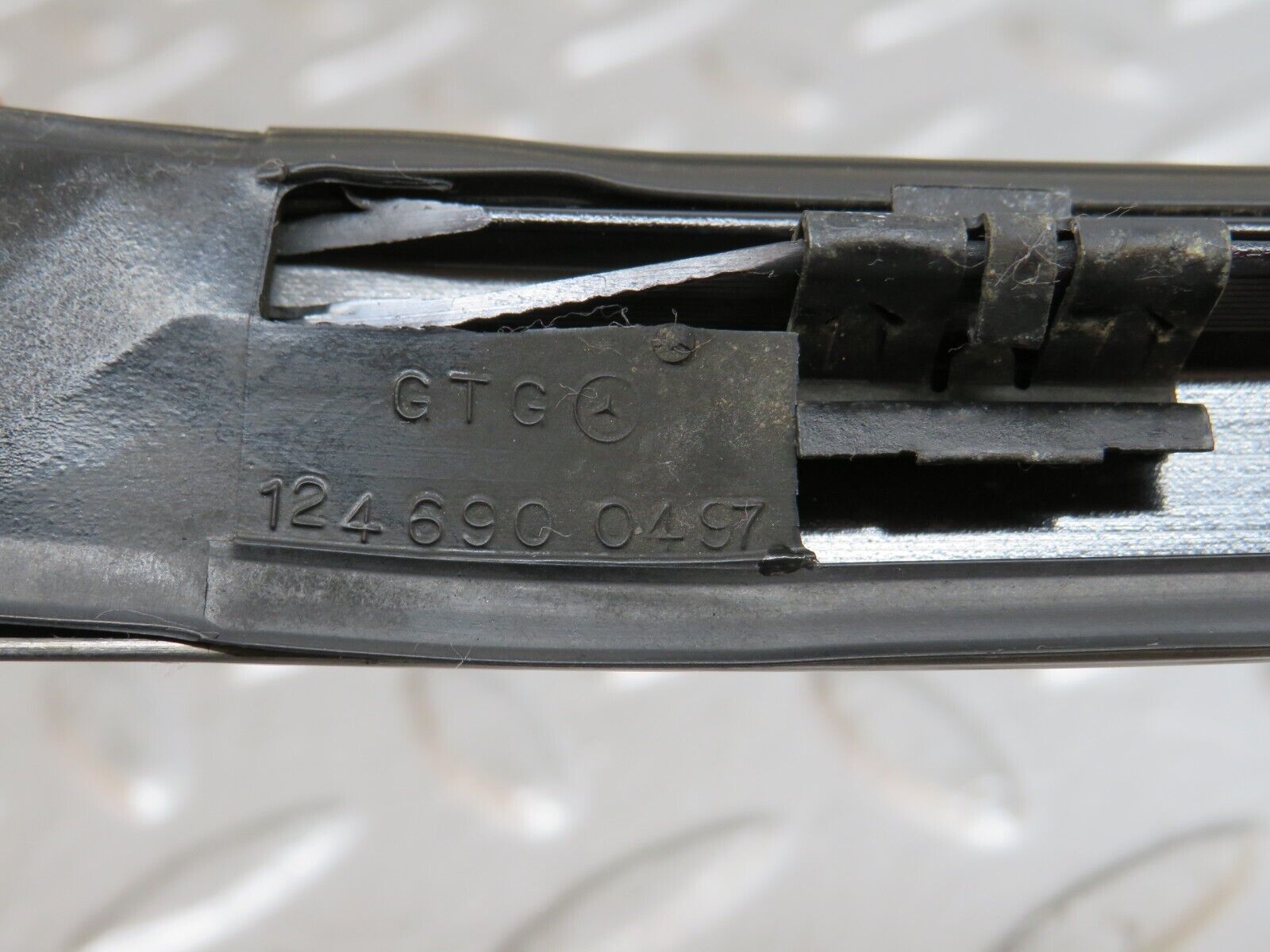 30471 Mercedes-Benz W124 230E Roof Chrome Trim Right Side 1246900497