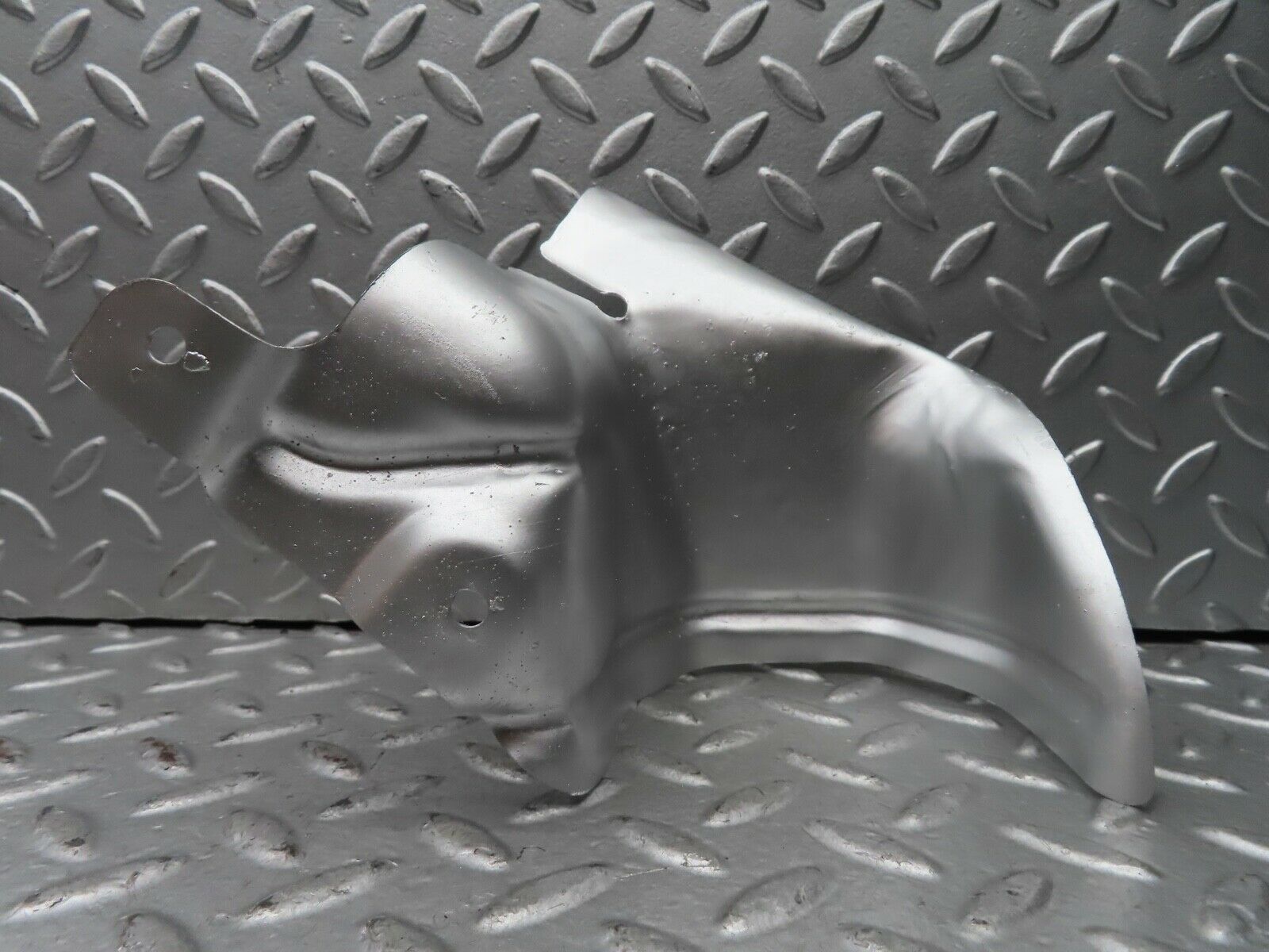 19696 Mercedes-Benz C140 CL420 Coupe Steering Column Heat Shield