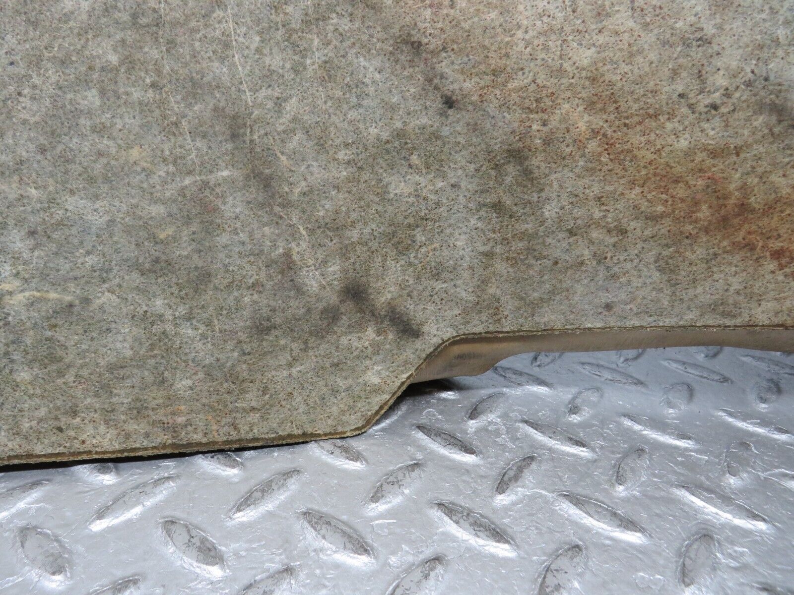 37935 Mercedes-Benz A124 320E Cabriolet Centre Console Carpet Right Side Black