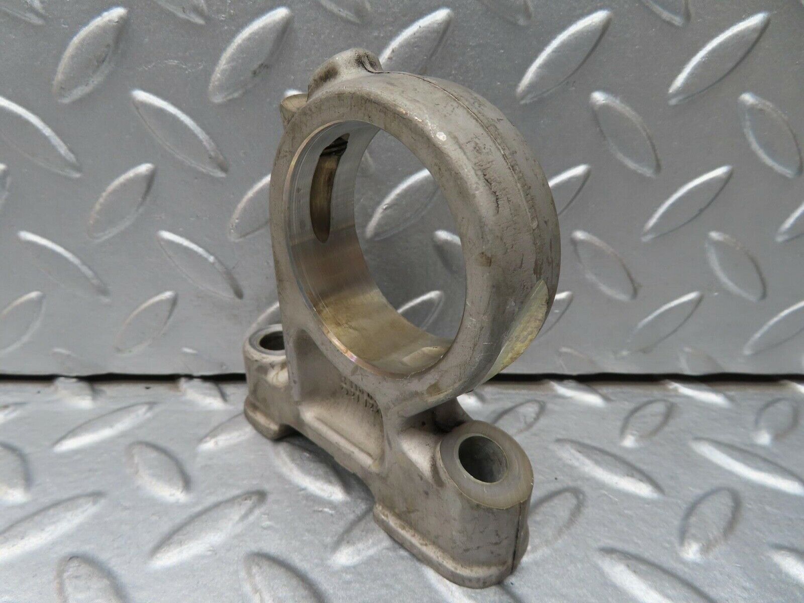 16554 Mercedes-Benz C107 350SLC Coupe Camshaft Tower Bearing 1160512112