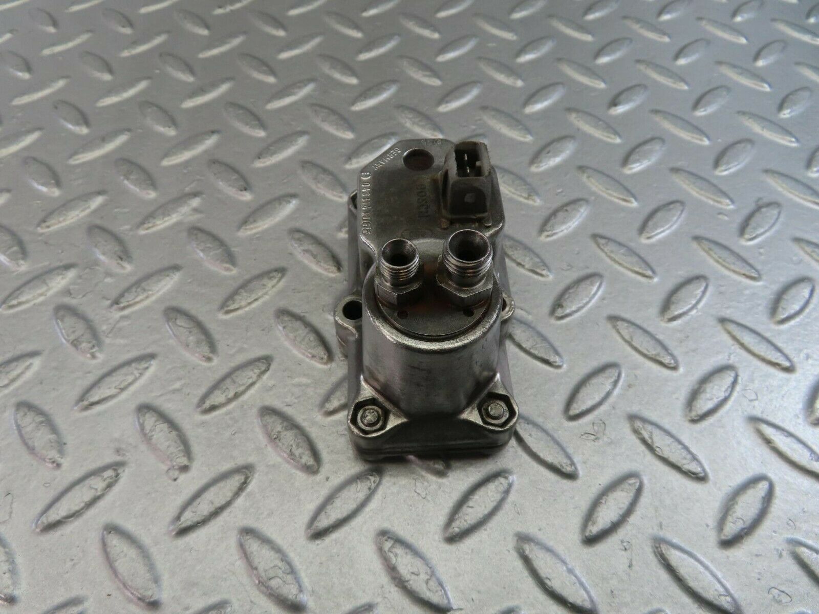 10048 Mercedes-Benz C123 230CE Coupe Warm Up Regulator 0438140065