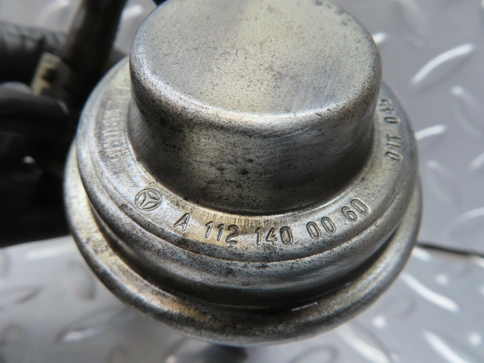 13417 Mercedes-Benz W220 S430 EGR Valve & Solenoid Valve 1121400060 7.22136.00