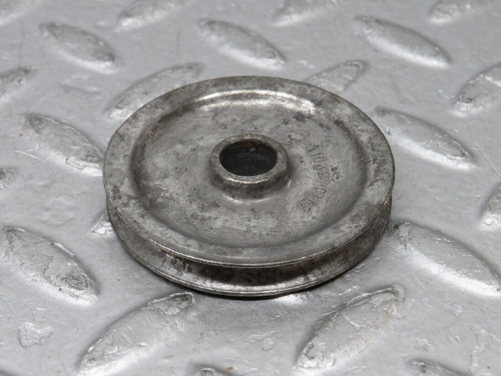 35821 Mercedes-Benz W108 Handbrake Cable Pulley 1104270142