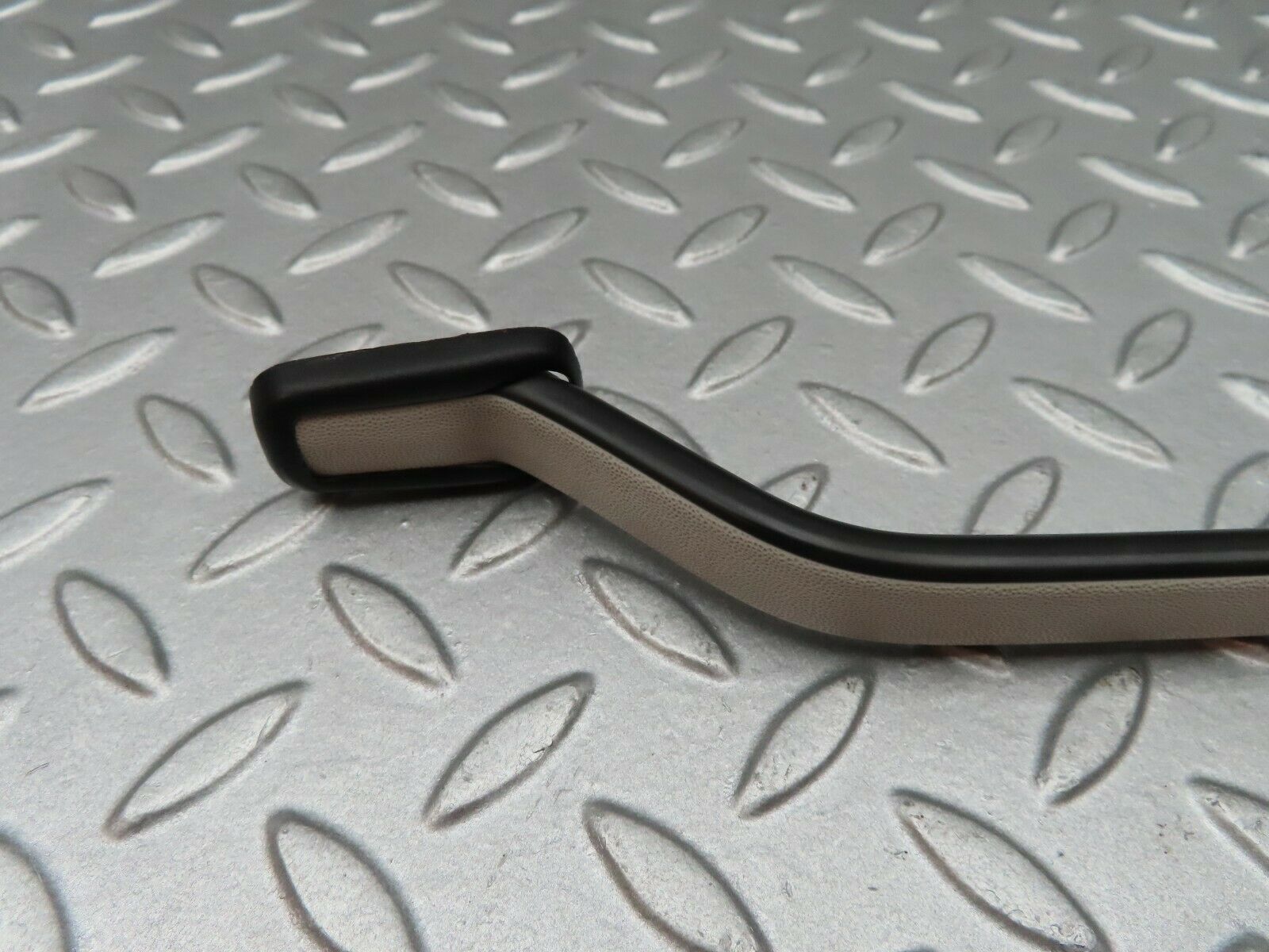 3876 Mercedes-Benz S123 200T Wagon Interior Roof Grab Handle Rear