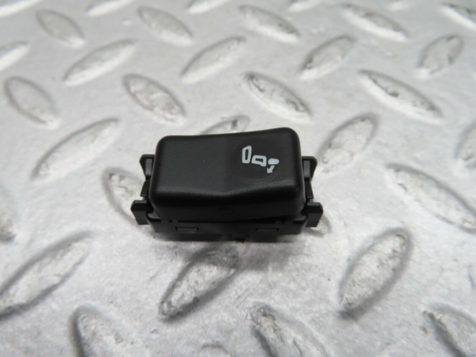 16398 Mercedes-Benz W124 260E Rear Headrest Release Control Switch 1248209910