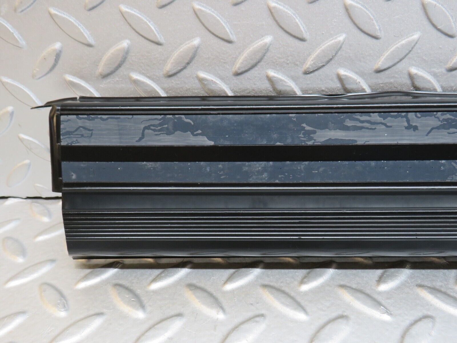 37868 Mercedes-Benz A124 320E Cabriolet Left Door Sill Trim Black