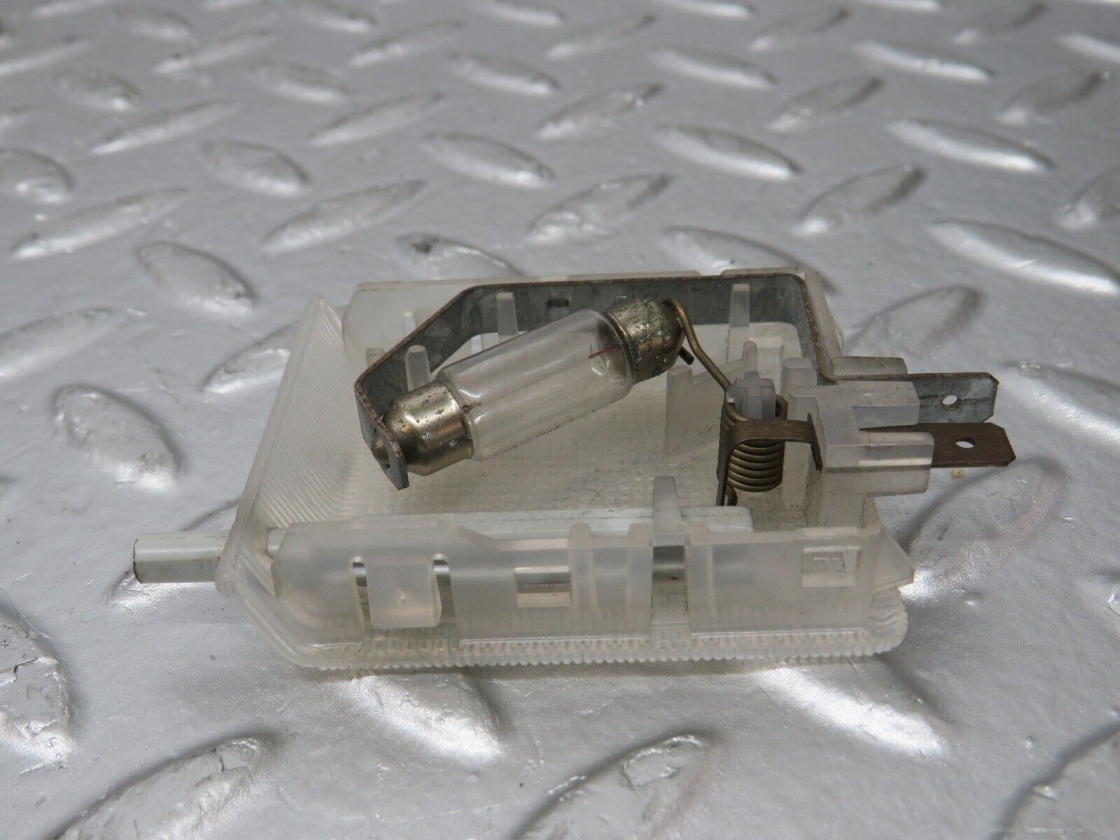 32787 Mercedes-Benz W124 Glove Box Light 1298200301