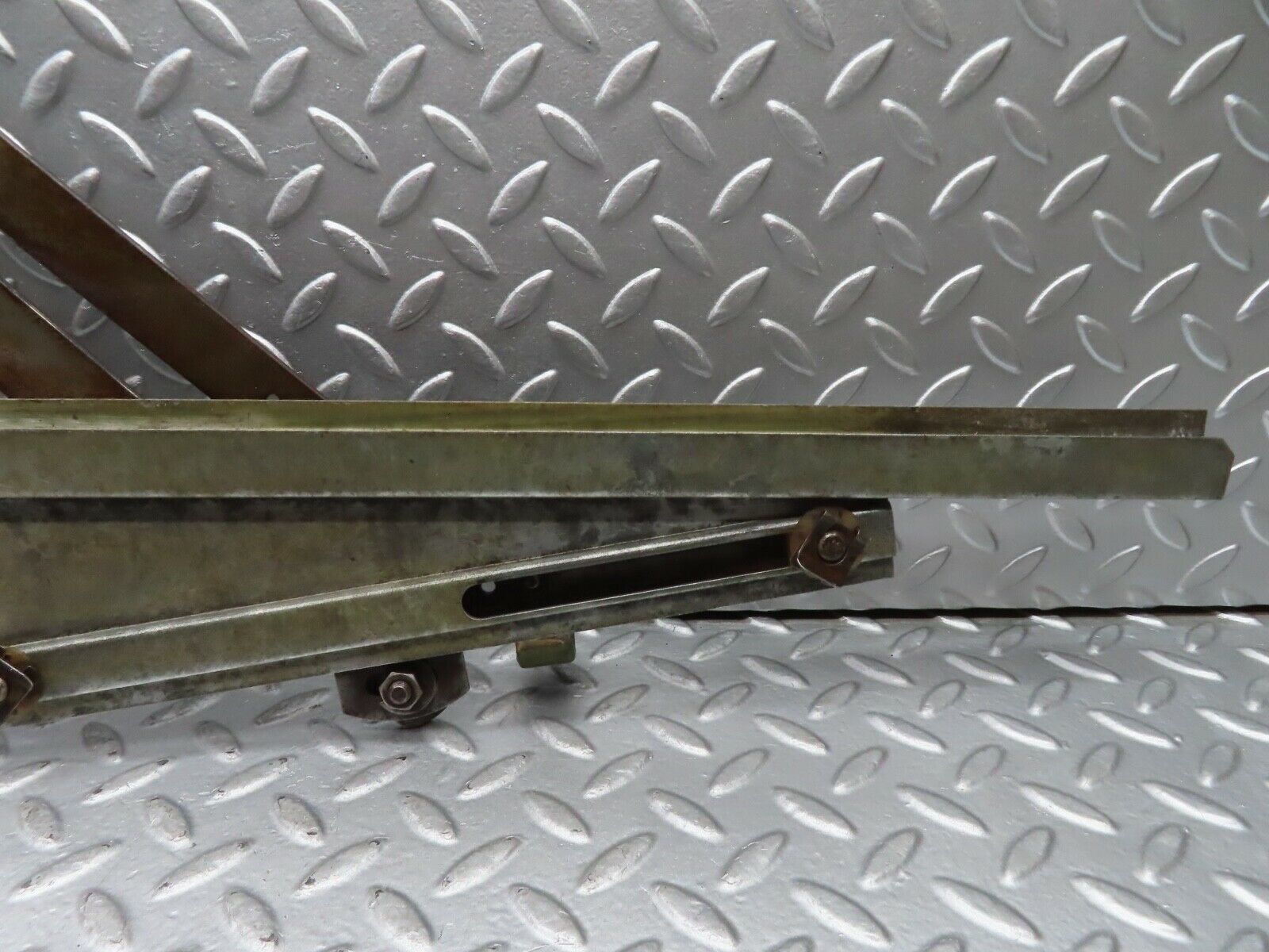 20333 Mercedes-Benz W114 280CE Coupe Front Left Manual Window Regulator