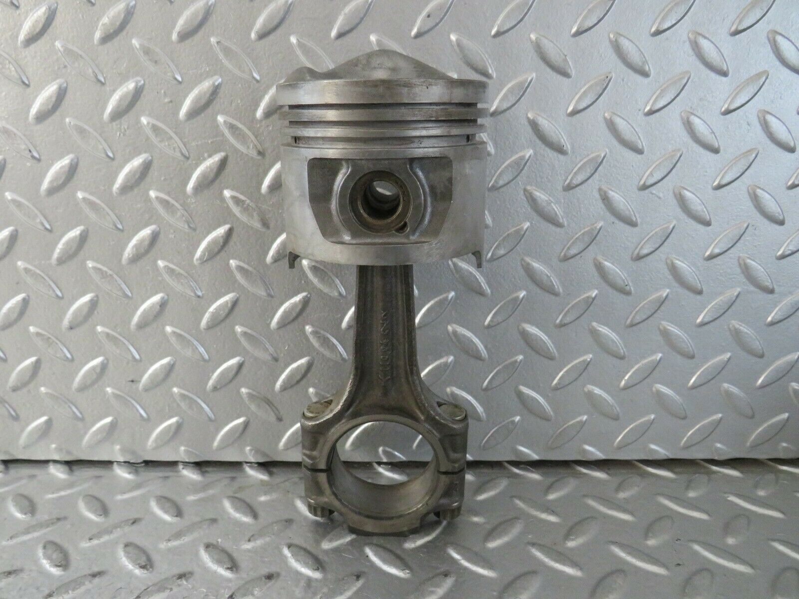 23577 Mercedes-Benz W114 280E Piston With Connecting Rod 86.00 mm