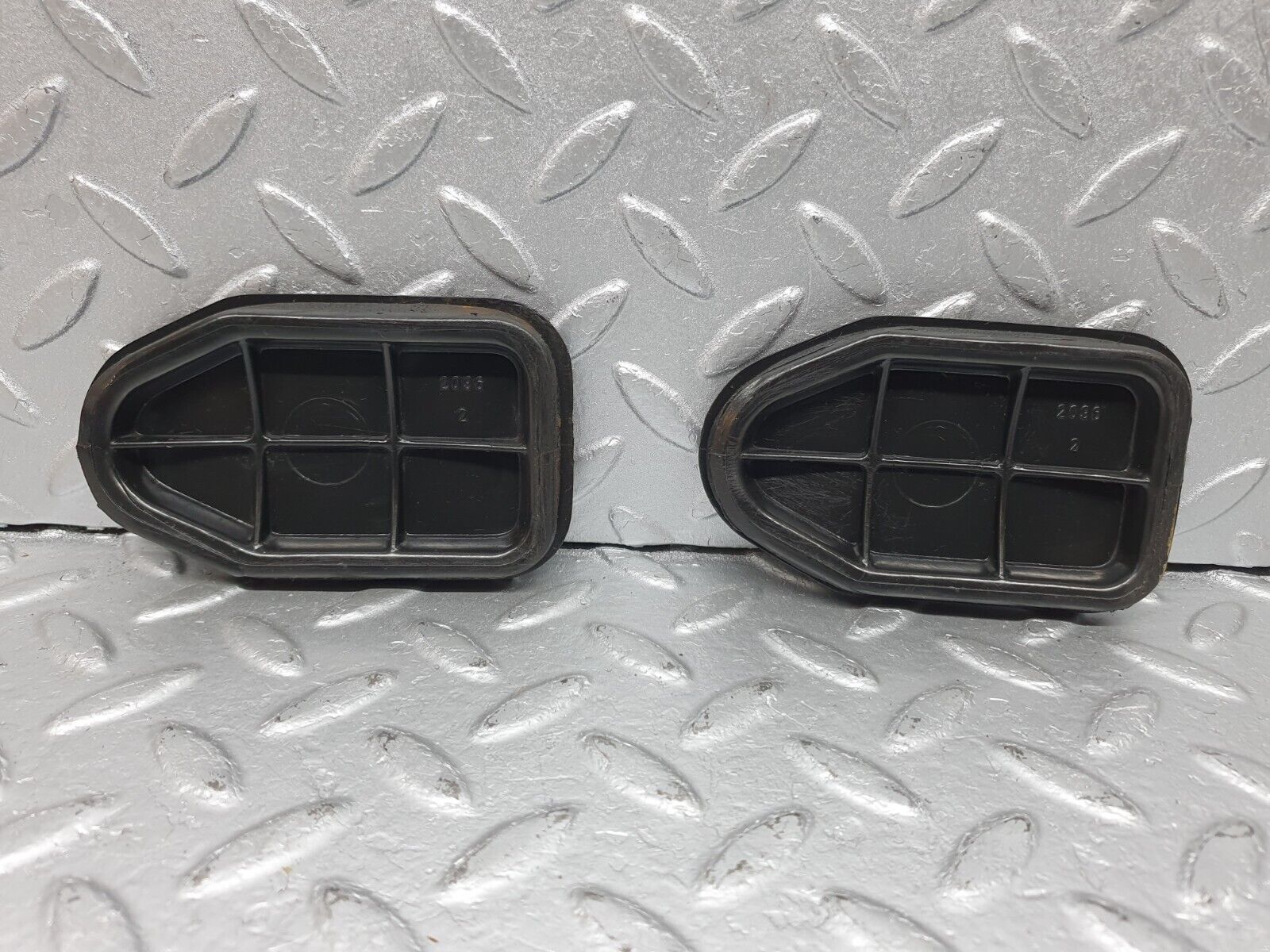 41002 Mercedes-Benz W126 300SE Trunk Boot Access Cover Panel Set 1156930030 11669010027 1269870145 1269870045