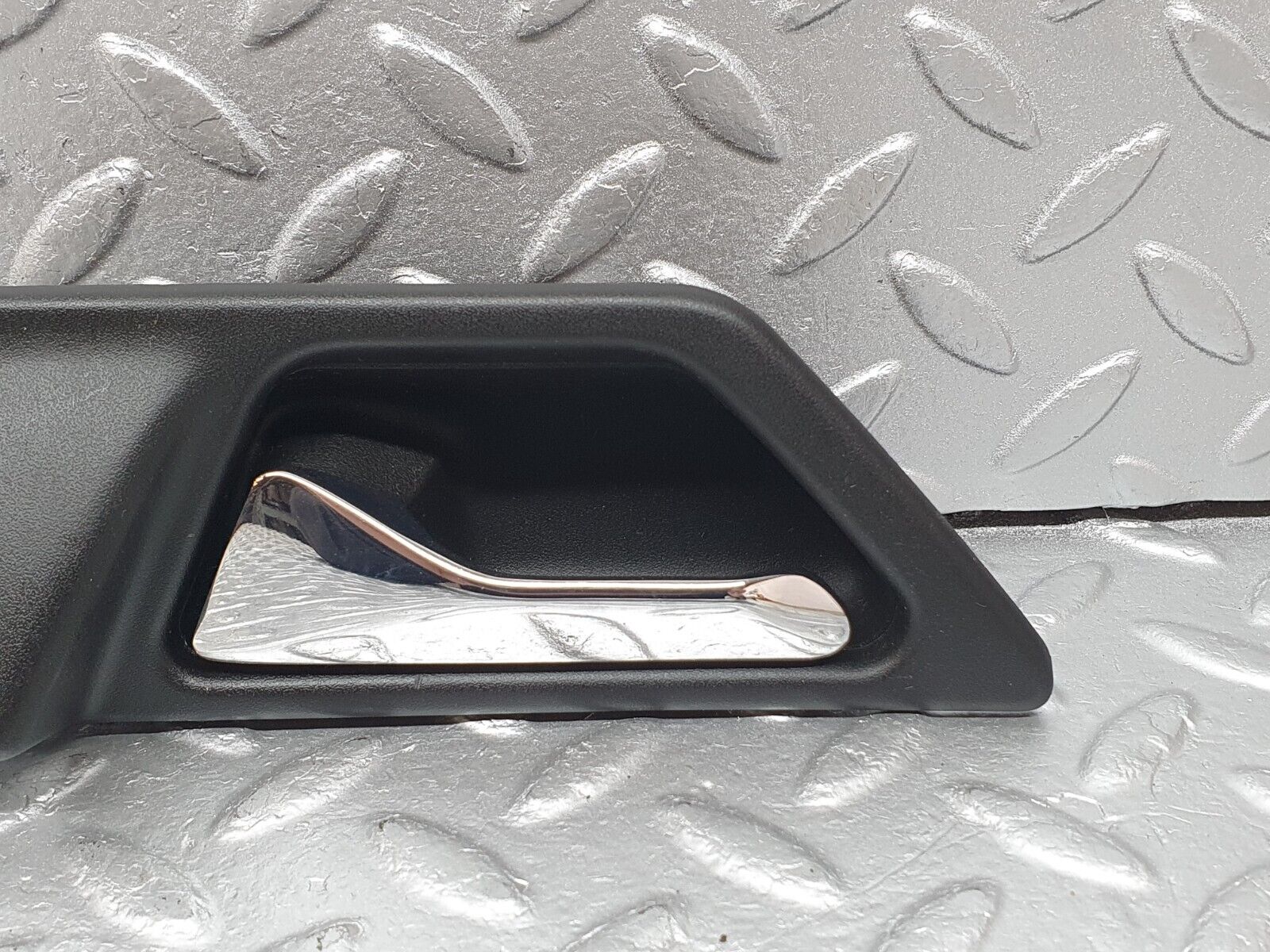 41518 Mercedes-Benz W124 200E Interior Door Handle Left Side 1247600161