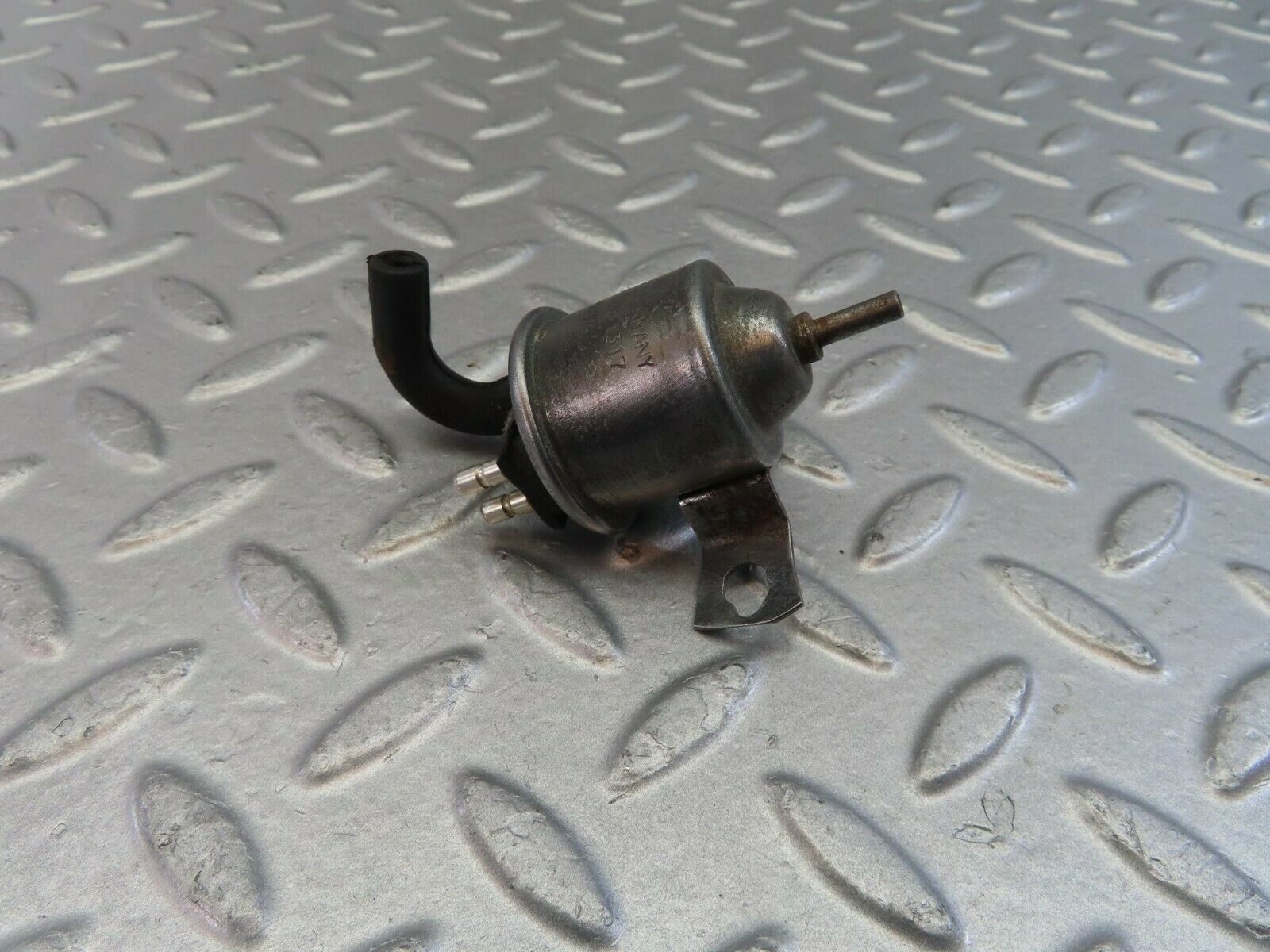10039 Mercedes-Benz C123 280CE Coupe Egr Control Valve Pierburg 7.12691.00