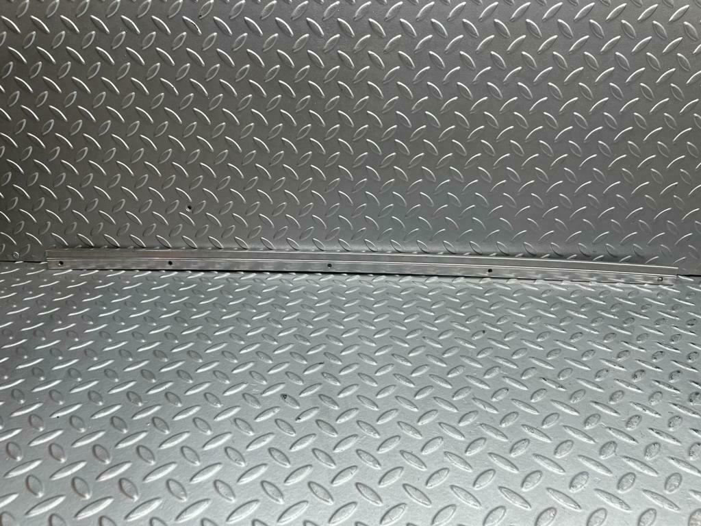 0039 Mercedes-Benz W116 Back Door Trim