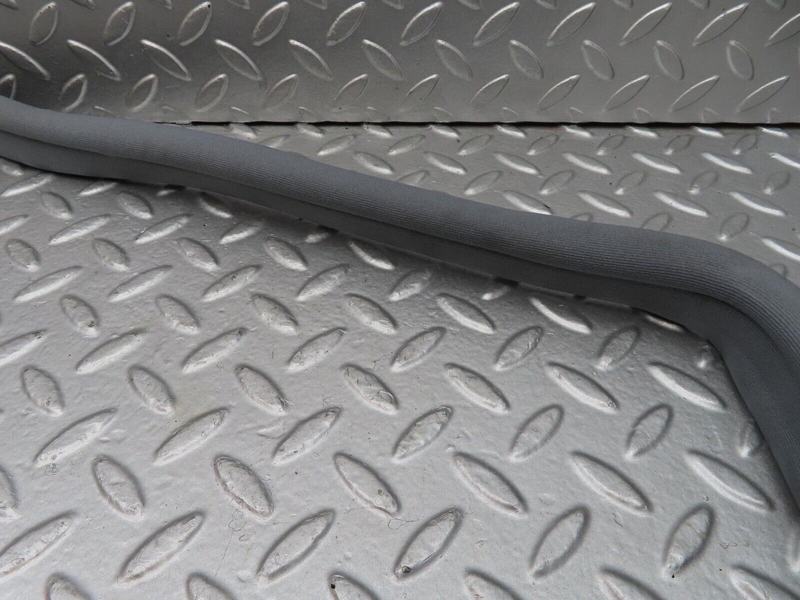 15021 Mercedes-Benz W140 S320 Front Left Door Seal