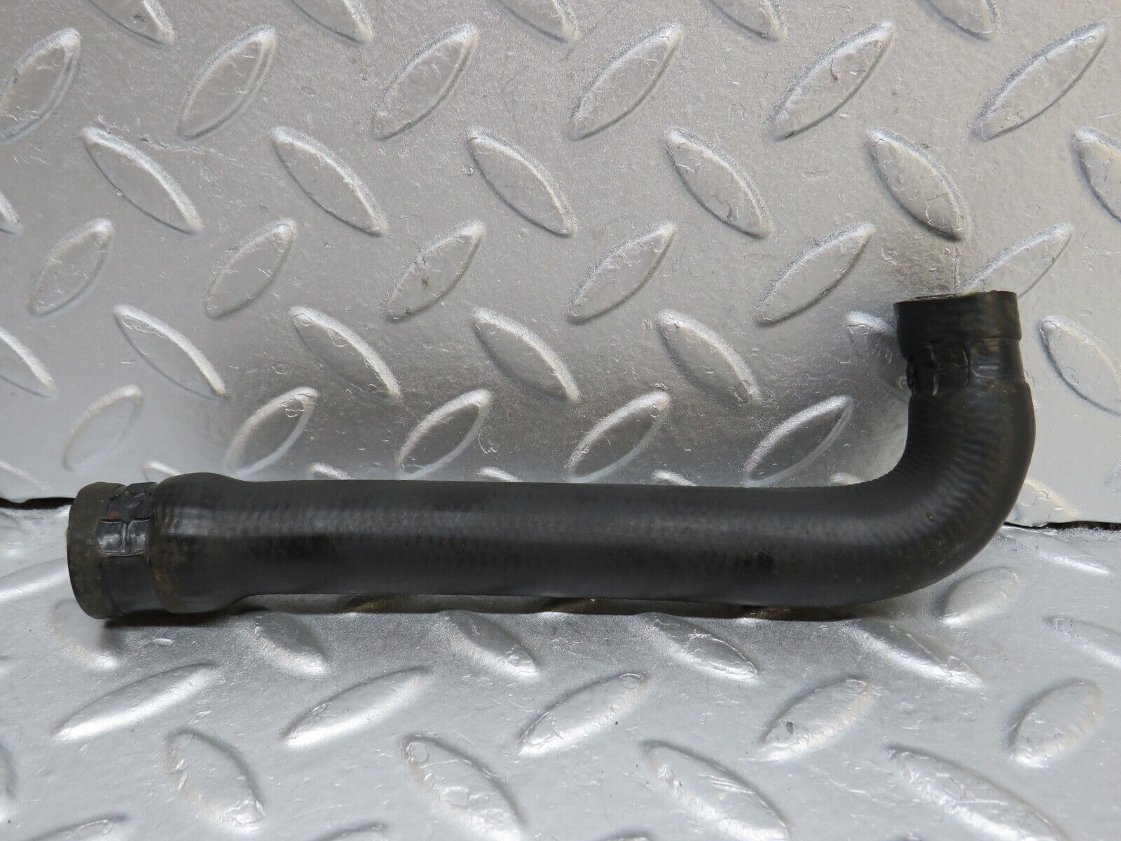 37024 Mercedes-Benz C126 420SEC Coupe Heater Hose Pipe 1268320394 1268321294